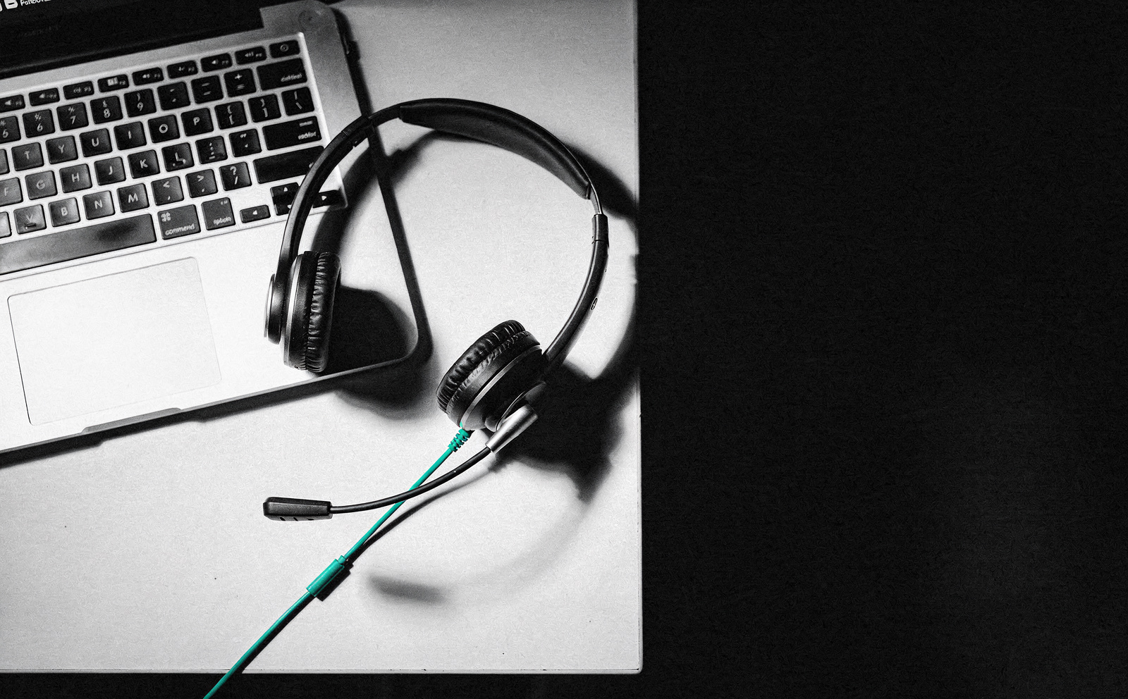 How to Build an AI Customer Service System in 2026 (Guide + Costs)